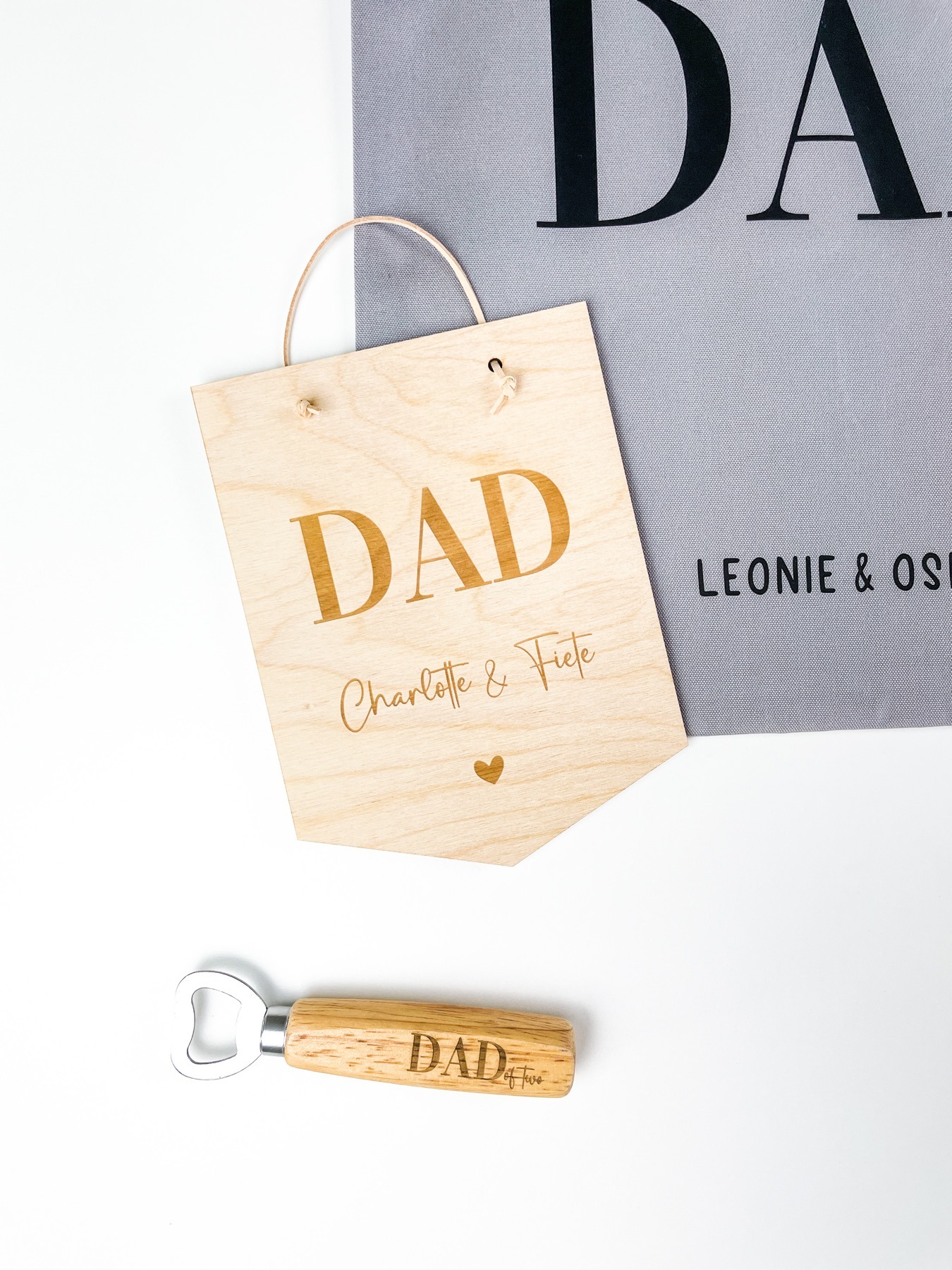Holzschild für Papa oder Opa personalisiert als Geschenk für den Vatertag oder zum Geburtstag