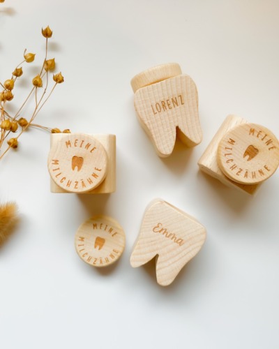 Personalisierte Milchzahndose für Kinder in Zahnform, Zahndose mit Namen - Für bleibende Erinnerun