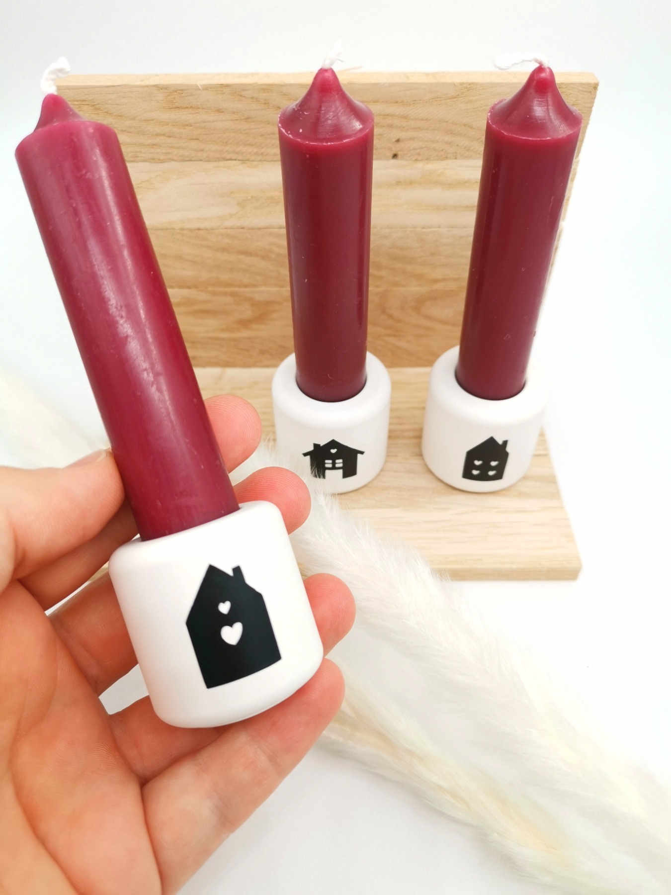Mini-Kerzenständer mit Häuschenaufdruck für Stabkerzen