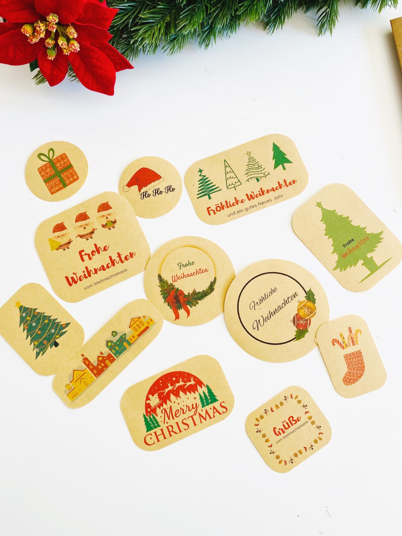 Weihnachtssticker Frohe Weihnachten - Set mit 12 Auklebern für Geschenkverpackungen und Karten 4