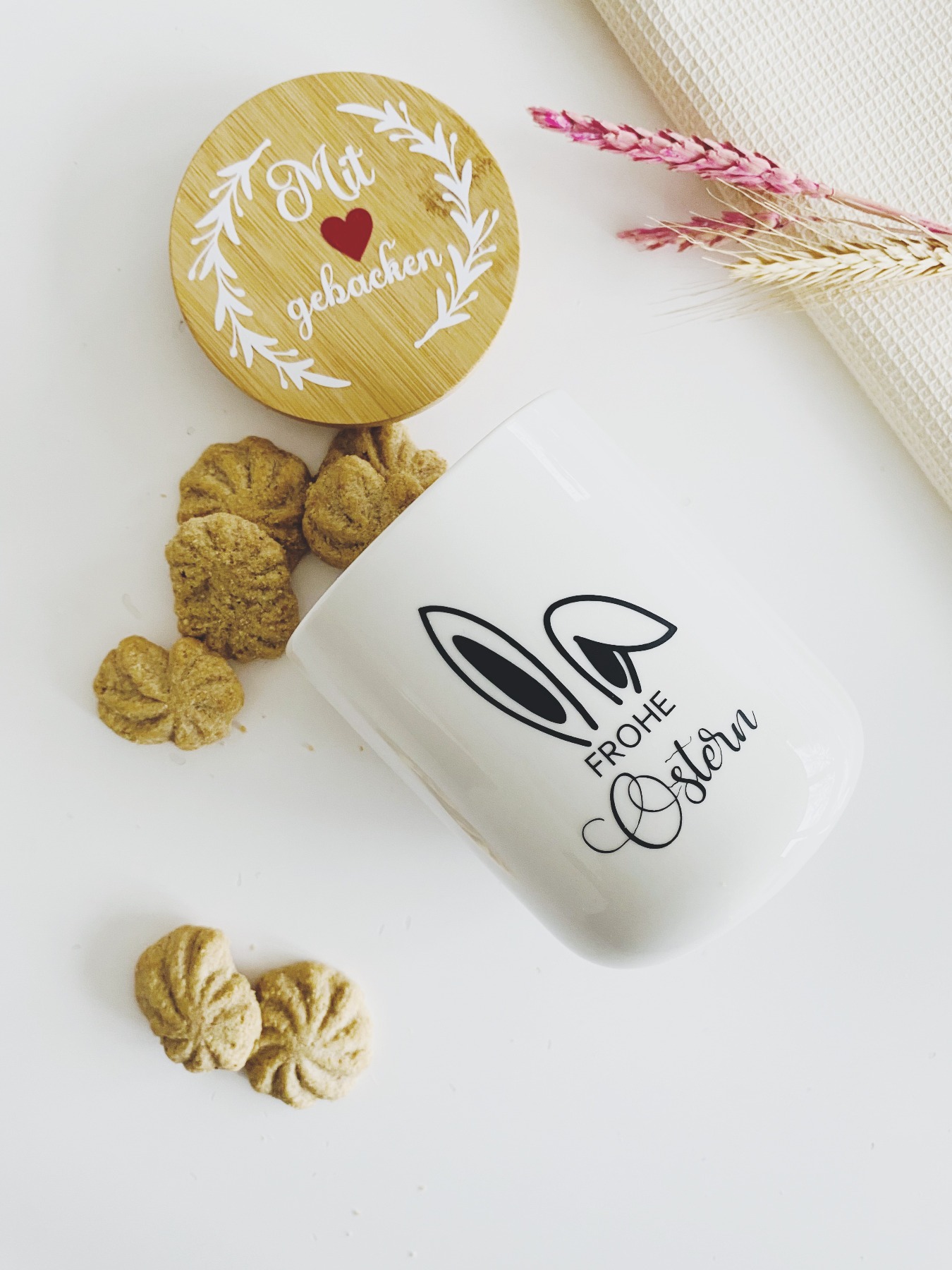 Keksdose Ostern - Keramikdose vom Osterhasen, Geschenkidee zu Ostern oder Deko für die Küche
