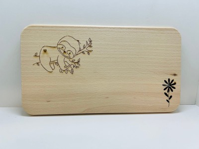 Frühstücksbrettchen personalisiert wunderschönes Brettchen für Kinder mit einem süßen Faultier Holz Schneidebrett Namensgravur möglich
