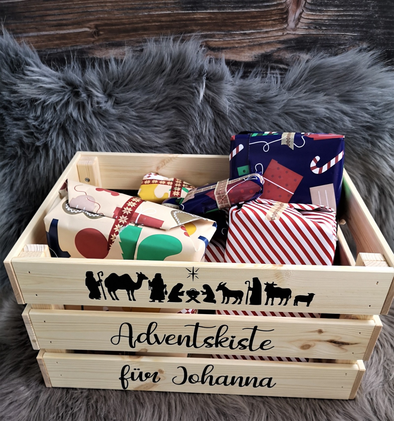 Aufkleber für eine Adventskiste für den DIY Adventskalender mit Krippe oder Tannenbäumen und