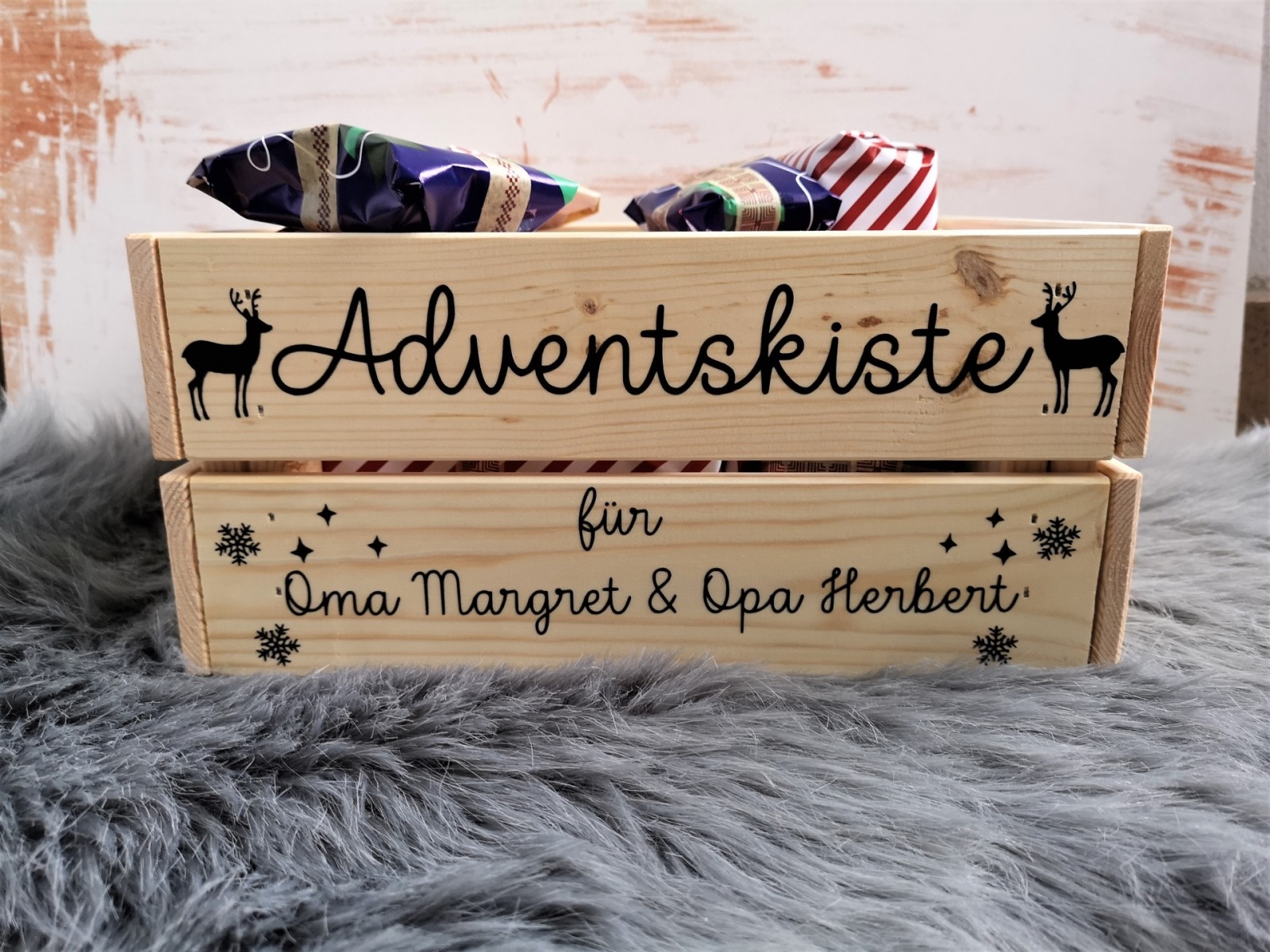 Aufkleber für eine DIY Adventskiste für den Adventskalender mit Hirschen, Schneeflocken und