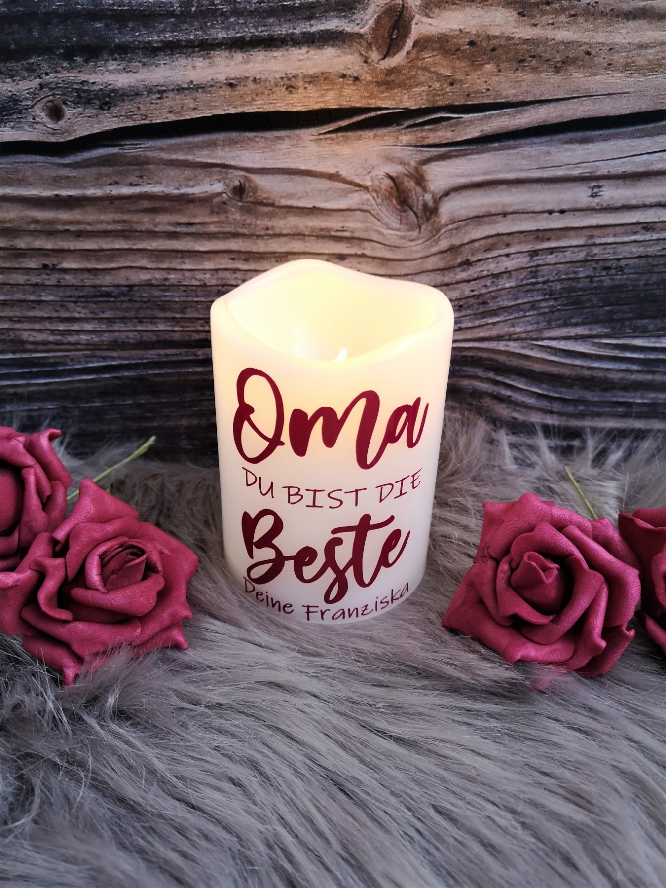 LED Stumpenkerze 10cm weiß Oma du bist die Beste personalisiertes Geschenk zum Muttertag / Omatag