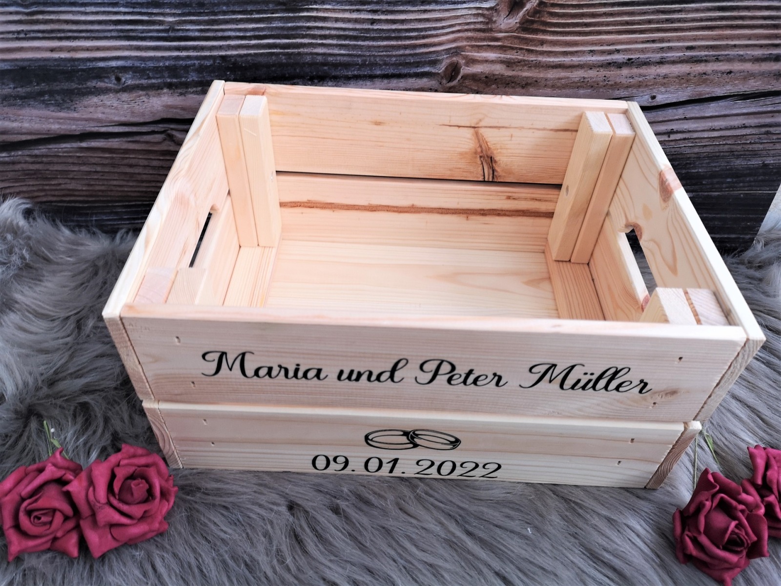 Weinkiste aus Holz zur Hochzeit Erinnerungskiste mit Namen, Ringen und Hochzeitsdatum 2