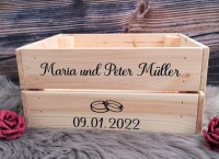 Weinkiste aus Holz zur Hochzeit Erinnerungskiste mit Namen, Ringen und Hochzeitsdatum