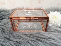 Viereckiges Ringkästchen aus Glas in rosé gold für die Hochzeitsringe oder den Verlobungsring