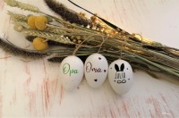 Osterei zum Hängen aus Plastik mit Osterhase und Namen personalisiert als Geschenk und Dekoration