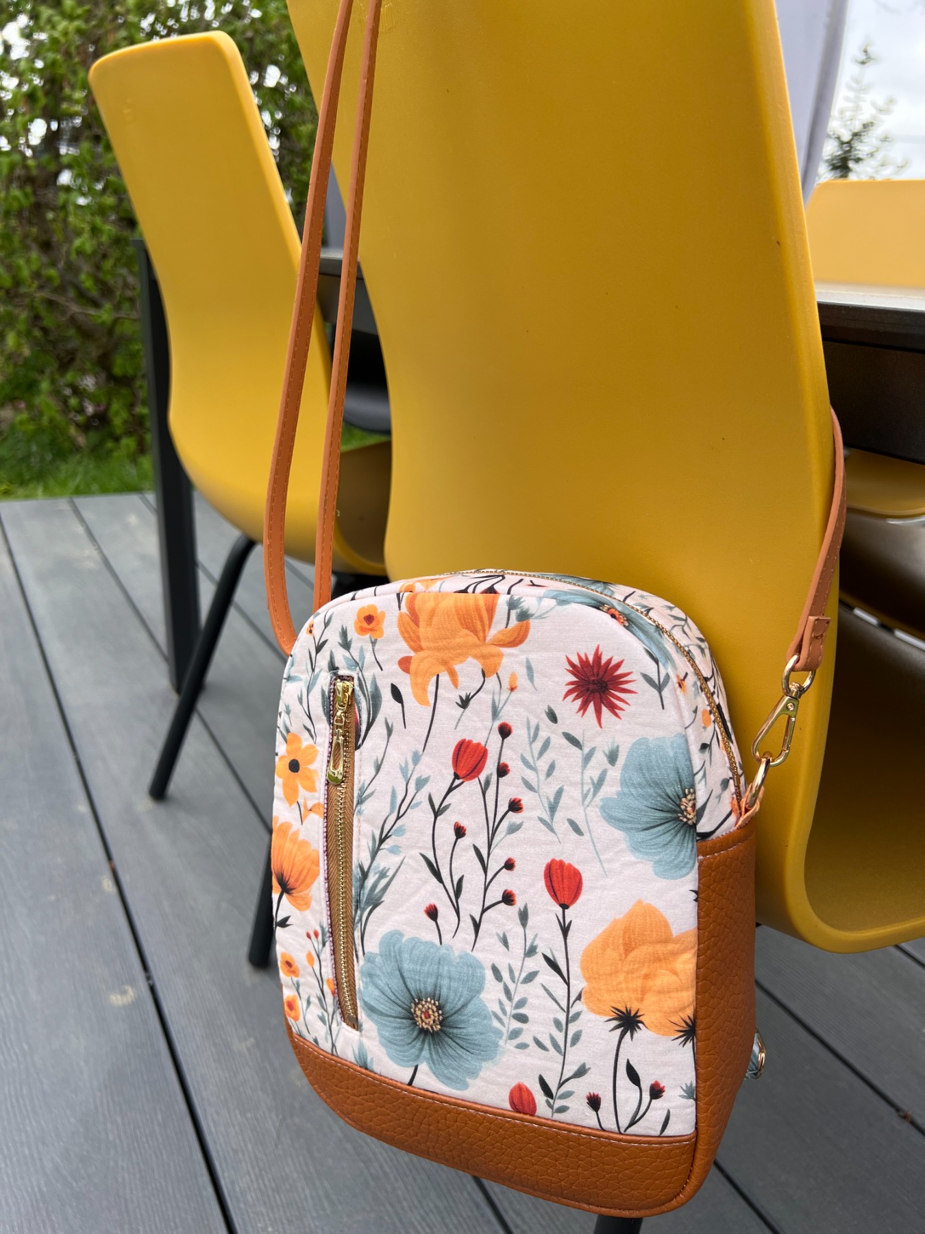 Tasche Pebble / Blumen/ Rucksack / Slingbag / Bodybag / Crossbag 6