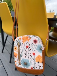 Tasche Pebble / Blumen/ Rucksack / Slingbag / Bodybag / Crossbag 7