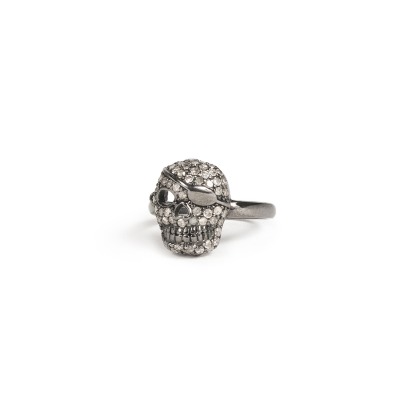 Skull Ring - Diamonds and sterling silver