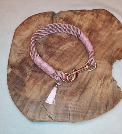 Halsband und Leine | Collar and Leash | in dunklem rosa - Dein schickes Gassi Geh Outfit - auf