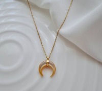 Halfmoon | Perlmutt Mondkette gold | Edelstahl Collier 4