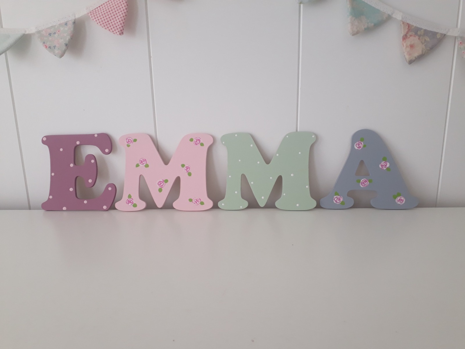 8cm Holzbuchstaben Kinderzimmer personalisiert in malve rose grau und mint