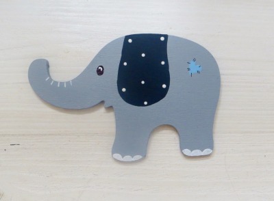 Elefant Holzmotiv Kinderzimmerdeko - passend zu unseren Holzbuchstaben