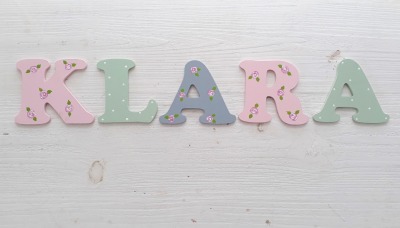 8cm Holzbuchstaben Kinderzimmer personalisiert in mint rose grau - Preis pro Stück