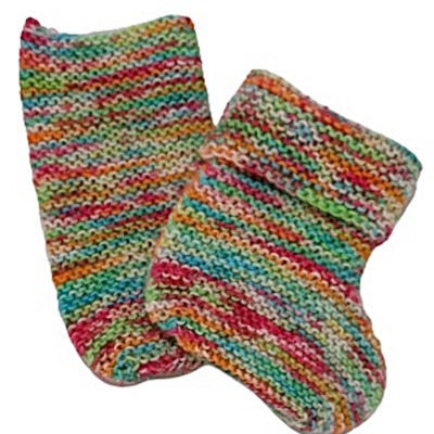 Babyschuhe ca 10 cm Fußlänge - handgestrickt aus handgefärbter Sockenwolle - Längere