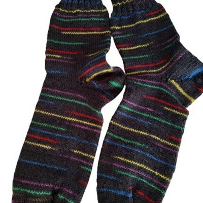 Socken Größe 42/43 handgestrickt - Längere Postlaufzeit ca 7-10 Tage da Versand von Kreta erfol