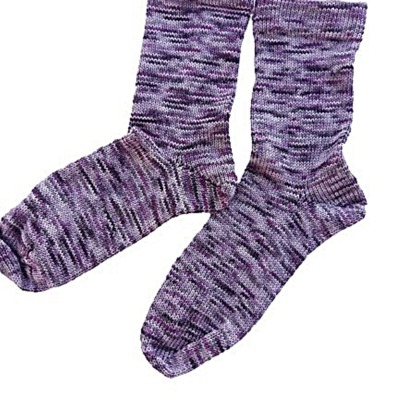 maschinengestrickte Socken - Farbe Purplerain