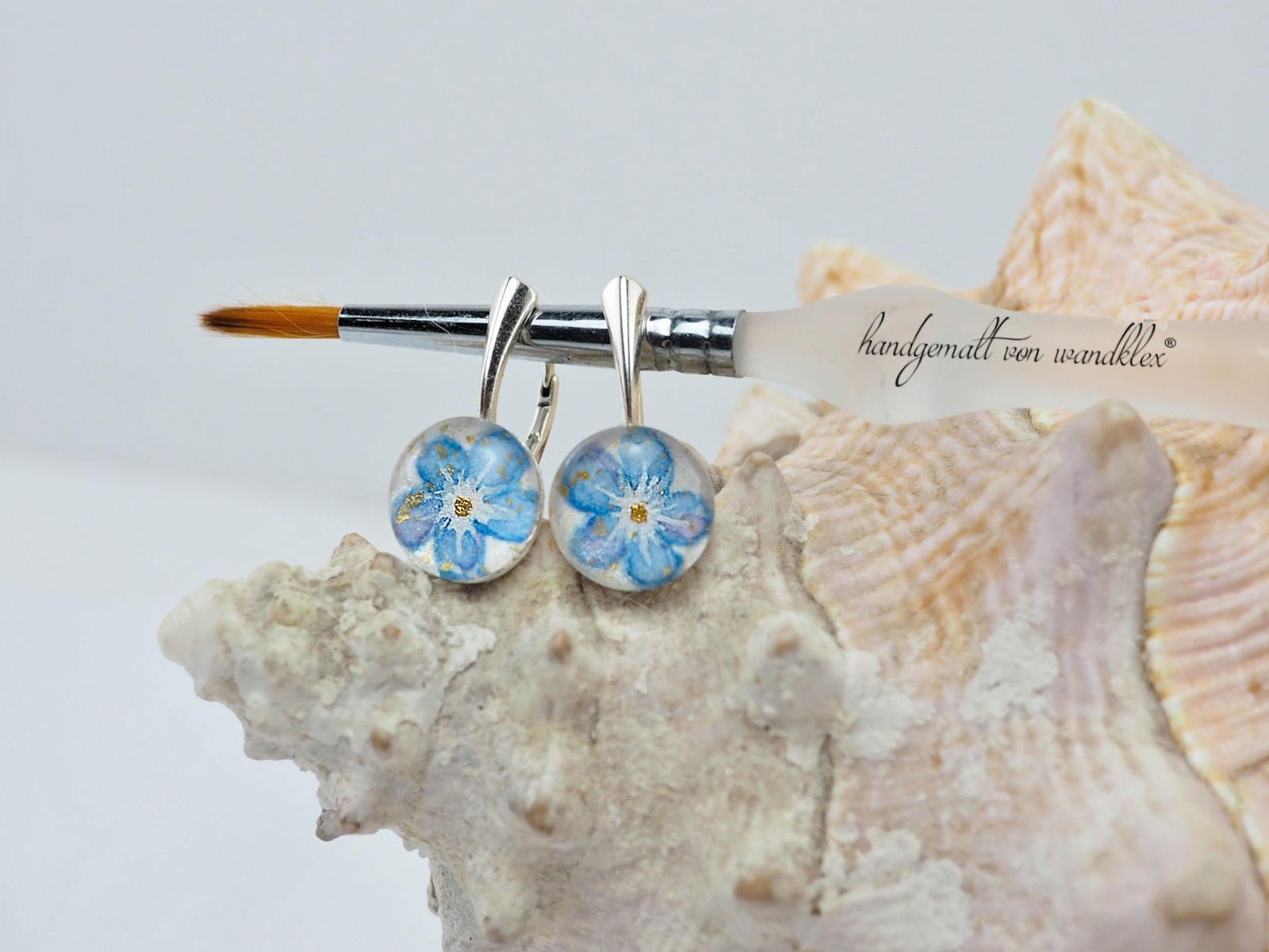 handgemalte VergissmeinnichtMiniaturenals Ohrhänger oder Ohrstecker mit Original Aquarell Miniatur Blume blau Blümchen Schmuck 2