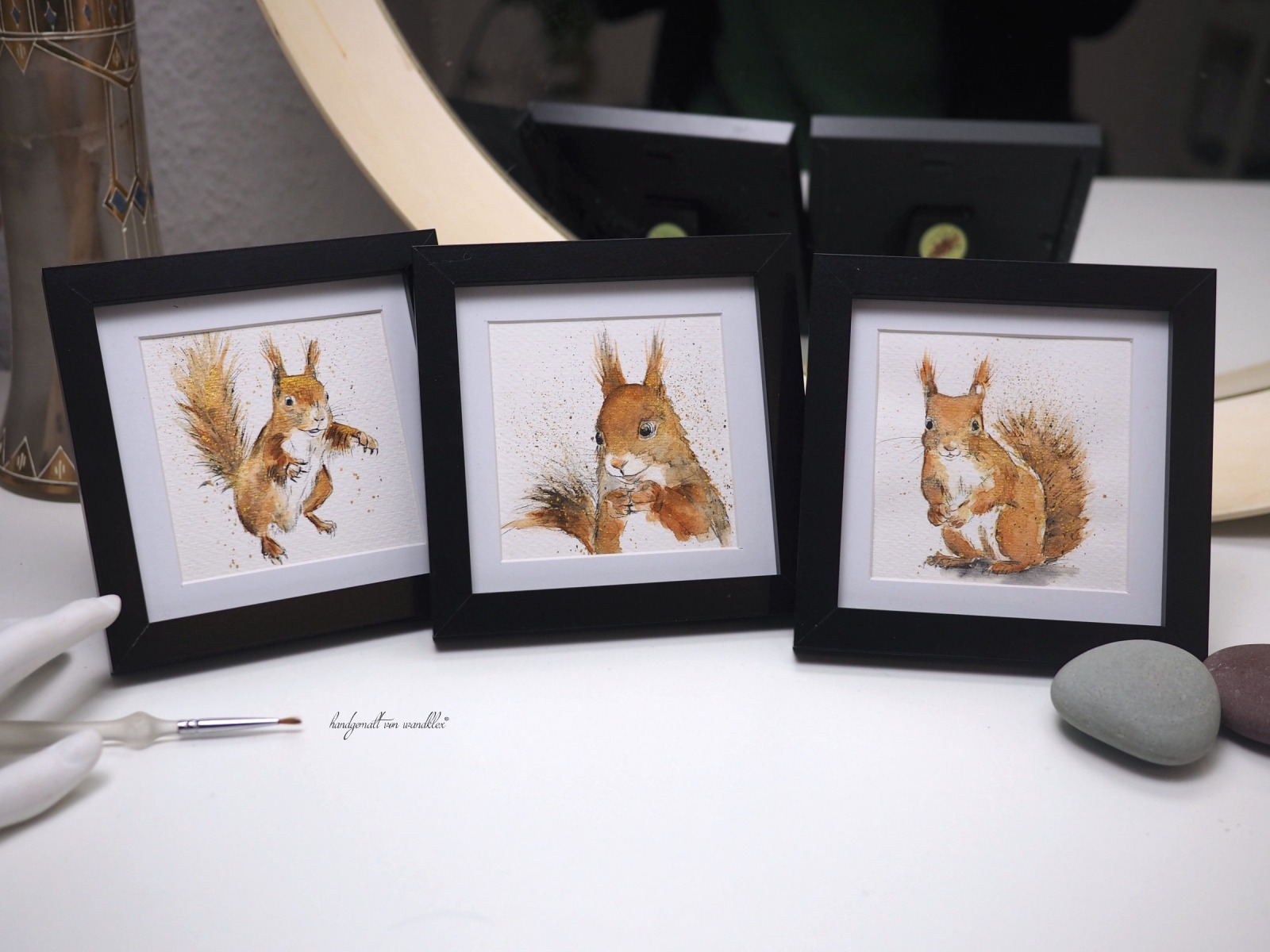 Eichhörnchen, Illustration handgemalt, gerahmt in Minirahmen, Rahmenfarbe wählbar schwarz oder sha