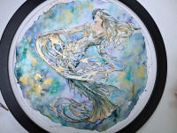 Mermaid Trina, Illustration, rund gerahmte aufwändige Originalarbeit, Mixed Media Aquarell,