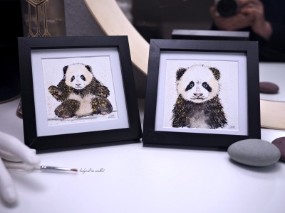 Panda Babys, Illustration handgemalt, gerahmt in Minirahmen - kl exklusiv nur hier, innerhalb