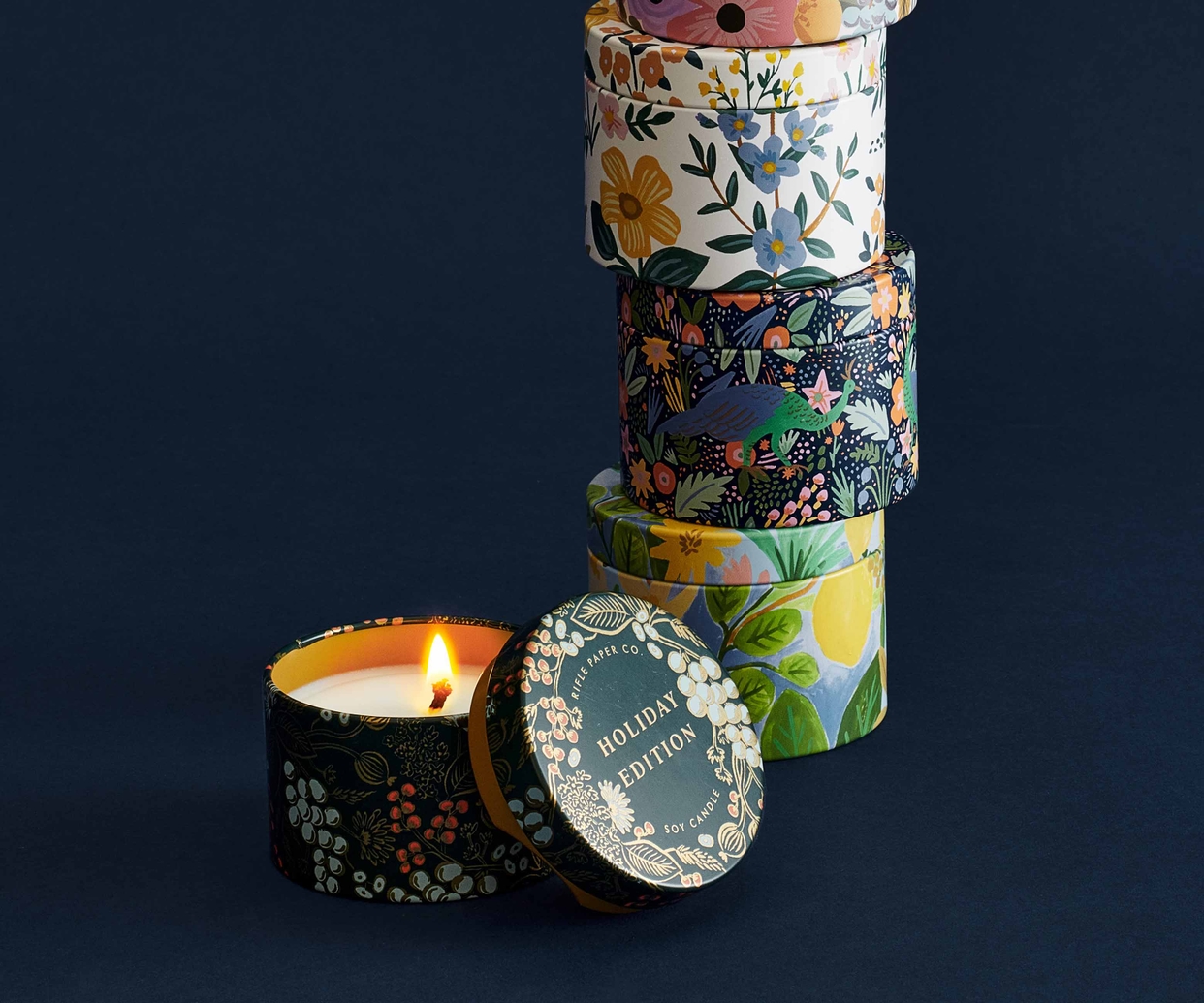 Holiday Tin Candle 4