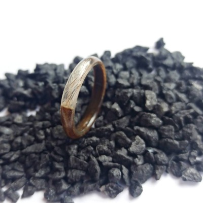 Tierhaarschmuck - Ring aus Holz und Resin mit eingearbeiteten Tierhaaren - Erinnerungsschmuck, Bentw