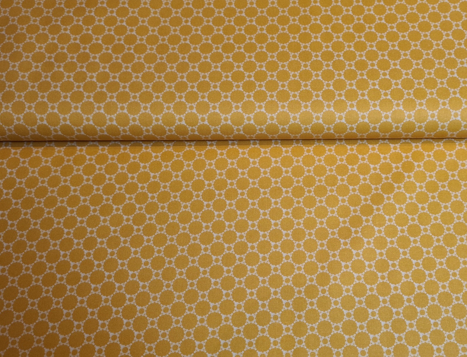 Studio Fabrics Lace Baumwollstoff Punkte Dots 2