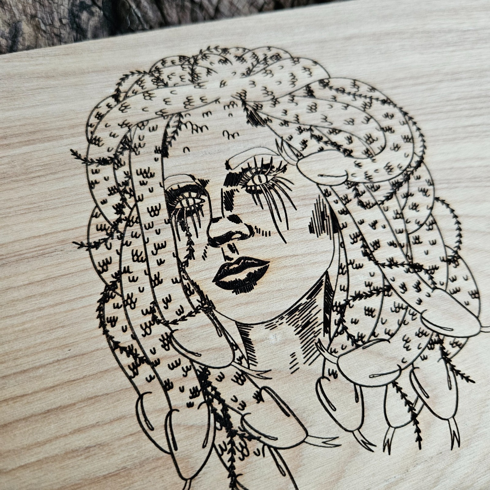 Frühstücksbrettchen Medusa, Lasergravur Geschenke, graviertes Holzbrett 2