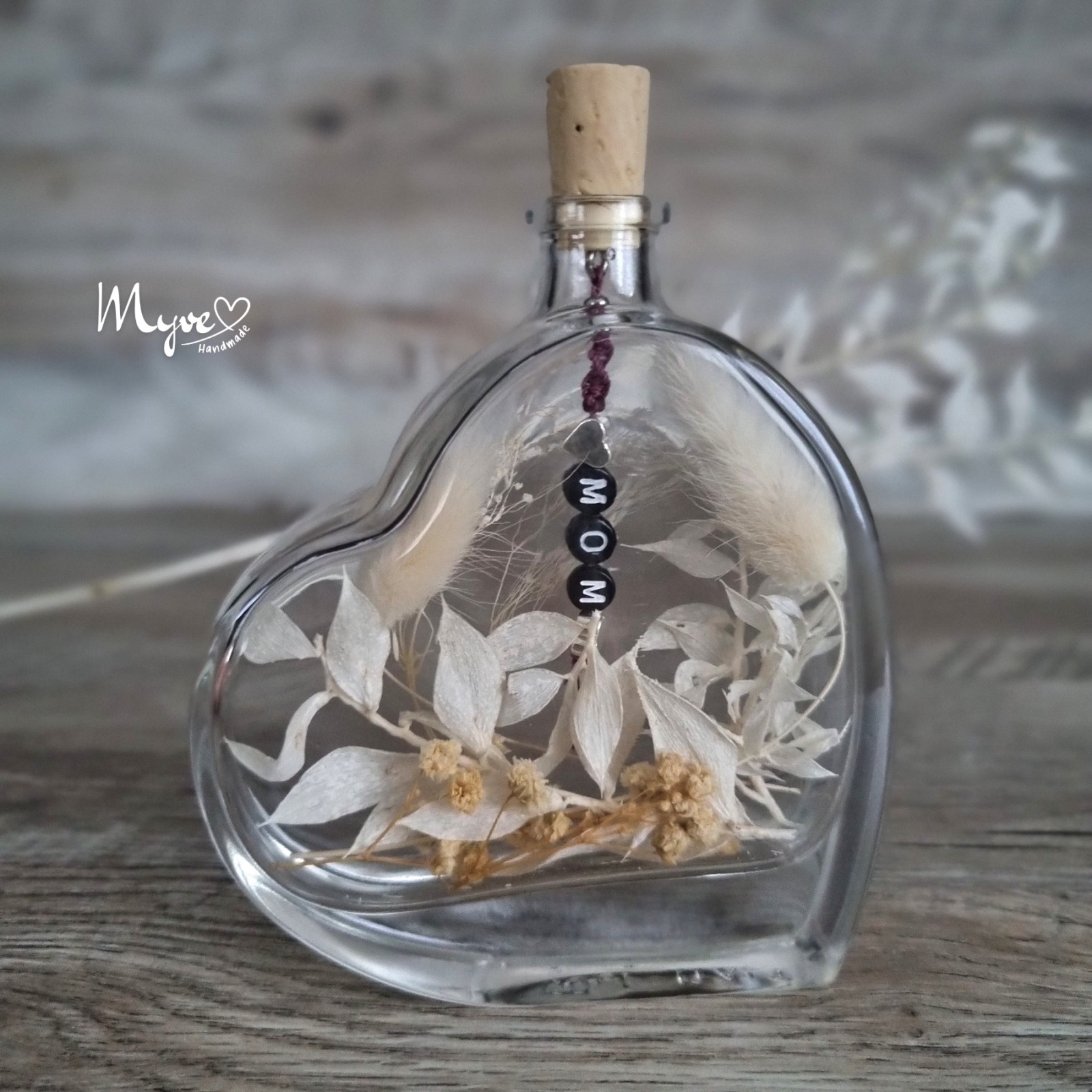 Flower Bottle Herz midi mit Wunschnamen und Individualisierung, Trockenblumen in der Flasche,