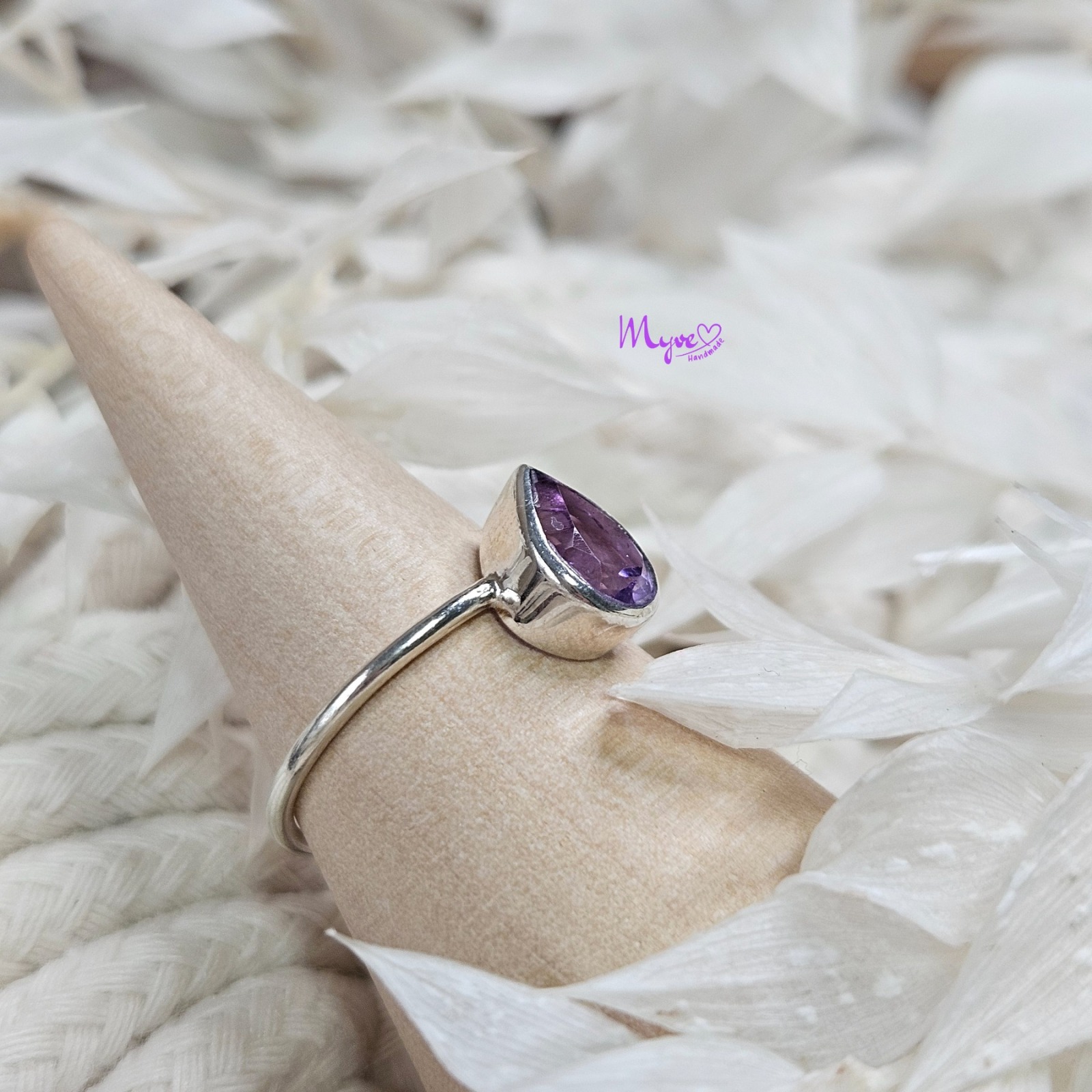 Tropfenring Amethyst Silber, Edelsteinring, spiritueller Schmuck , Heilsteinschmuck,