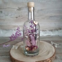 Flower Bottle mit Wunschtext und Individualisierung, Trockenblumen in der Flasche, Blumengeschenke