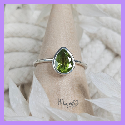 Tropfenring Peridot Silber, Edelsteinring, spiritueller Schmuck , Heilsteinschmuck, Edelsteinschmuck