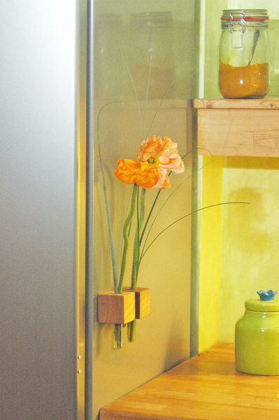 14 Vase - Kühlschrankmagnet aus Kirschbaum 3