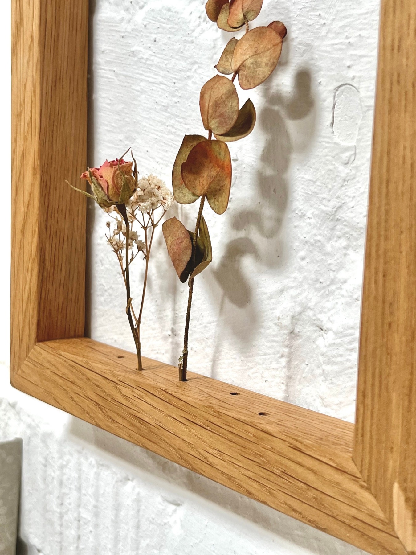 Wandvase aus Holz, Wandbild für Trockenblumen, kleine Hängevase im Landhausstil,