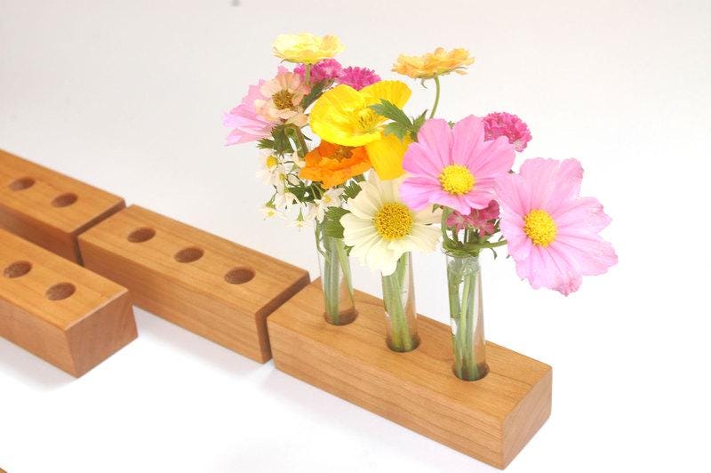 Blumenvase aus Holz mit Reagenzgläsern, kleine Vase für den Hochzeitstisch, Trockenblumen, zero