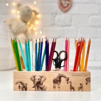 Personalisierter Stiftehalter für Kinder mit Gravur - Geschenk Einschulung - Stiftebox mit