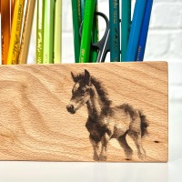 Personalisierter Stiftehalter für Kinder mit Gravur - Geschenk Einschulung - Stiftebox mit