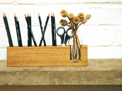 5 Stifthalter mit Blumenvase