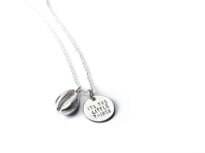 Mottokette KAURI SHELL - Individualisierte Halskette mit handgestempeltem Namen Spitznamen Geburtsdatum Geburtsgewicht oder Wunschtext 925er Silber