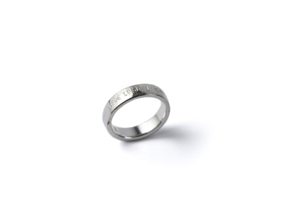 CLASSIC - Handgefertigter Ring aus 925er Silber, mit Wunschtext und Hammerschlag