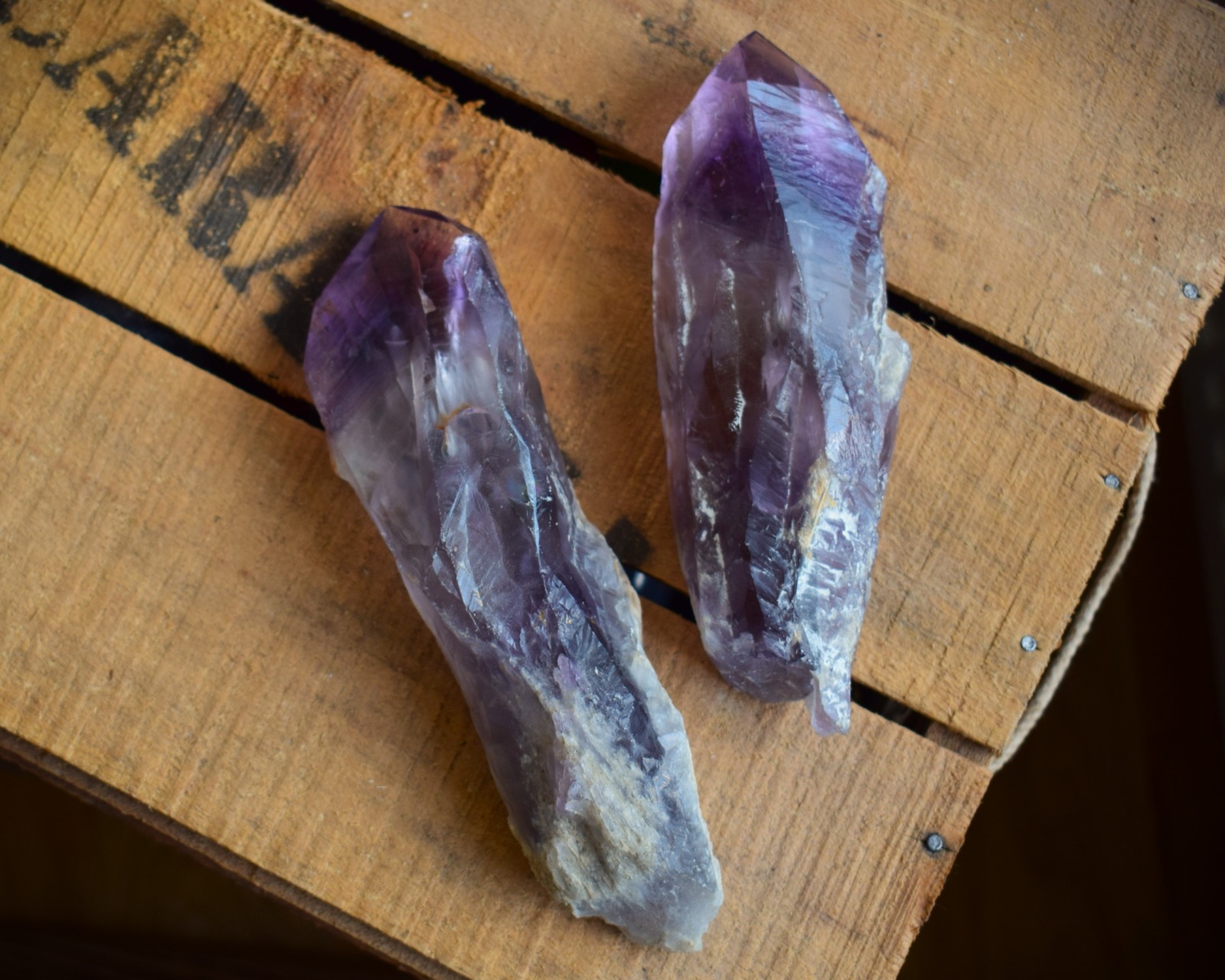 Bahia Amethyst Spitzen Drachenzahn