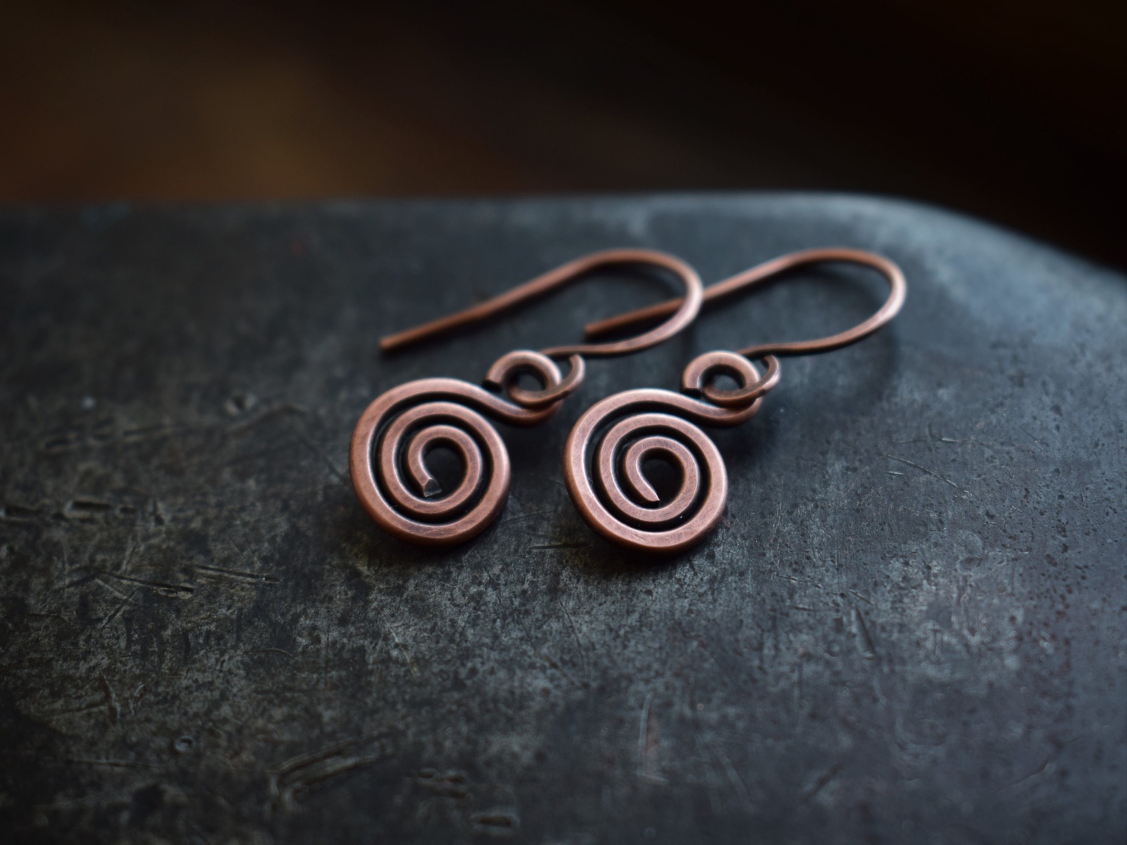 keltische Spiral Ohrringe aus Kupfer, grob 3