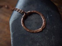 massive ovale Wikinger Halskette aus gehämmertem Kupfer 5