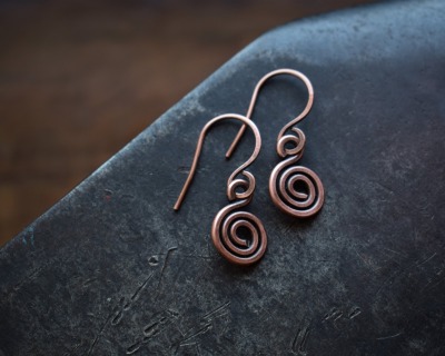 keltische Spiral Ohrringe aus Kupfer, grob - runde Form