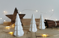 Tannenbaum Set, schlichte weiße Deko, Skandinavische Weihnachten, Bäumchen aus Raysin,