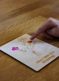 Einzigartige Muttertags-Holzkarte zum selbst gestalten 3